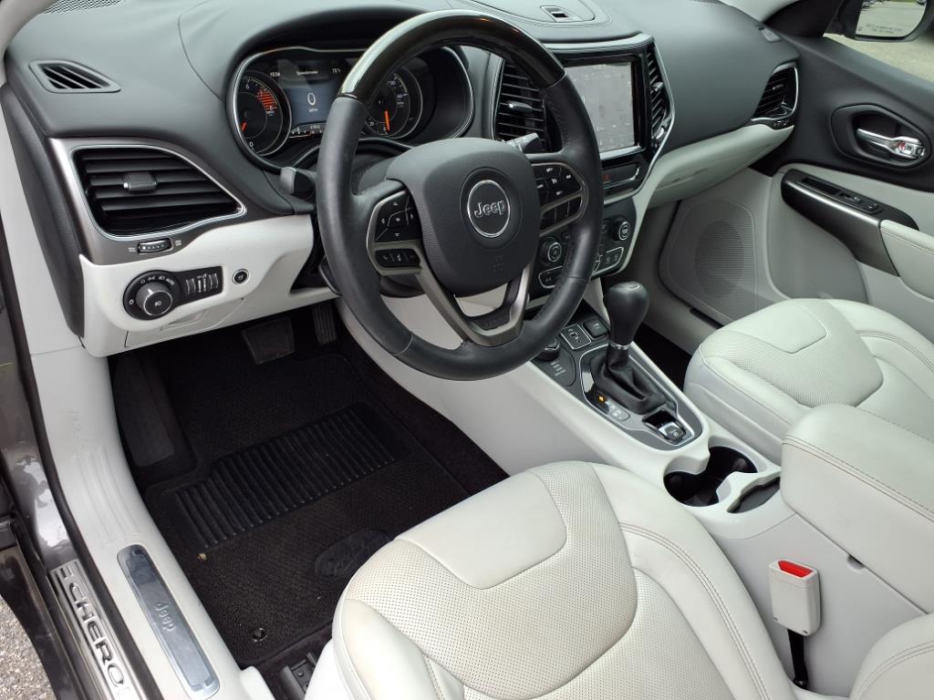2019 Jeep Cherokee Overland 4x4