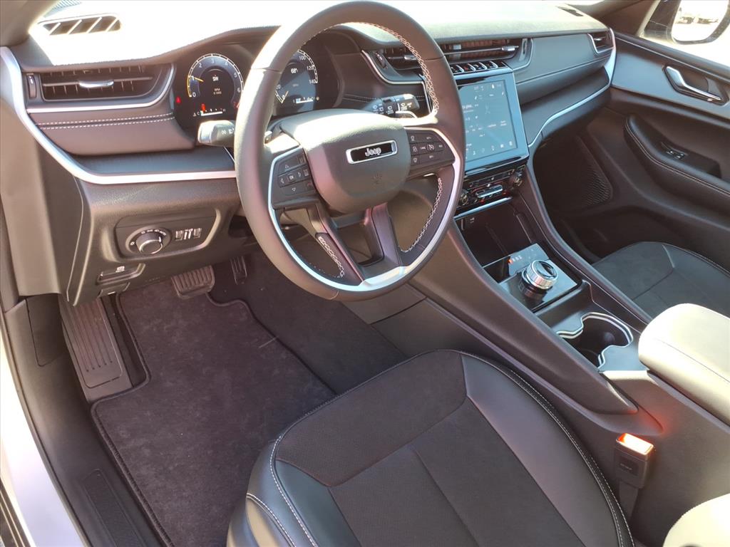 2025 Jeep Grand Cherokee Altitude X 4x4