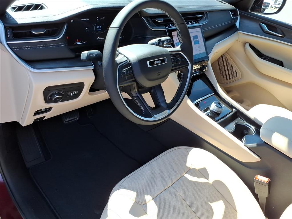 2025 Jeep Grand Cherokee Limited 4x4