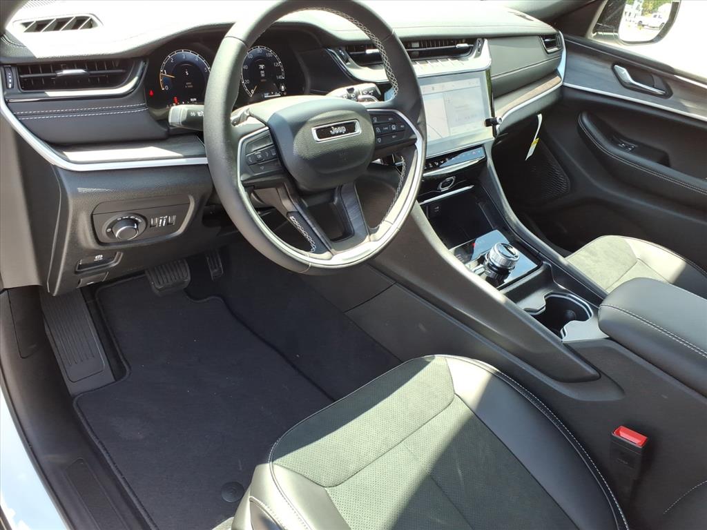 2026 Jeep Grand Cherokee L Altitude 4x4