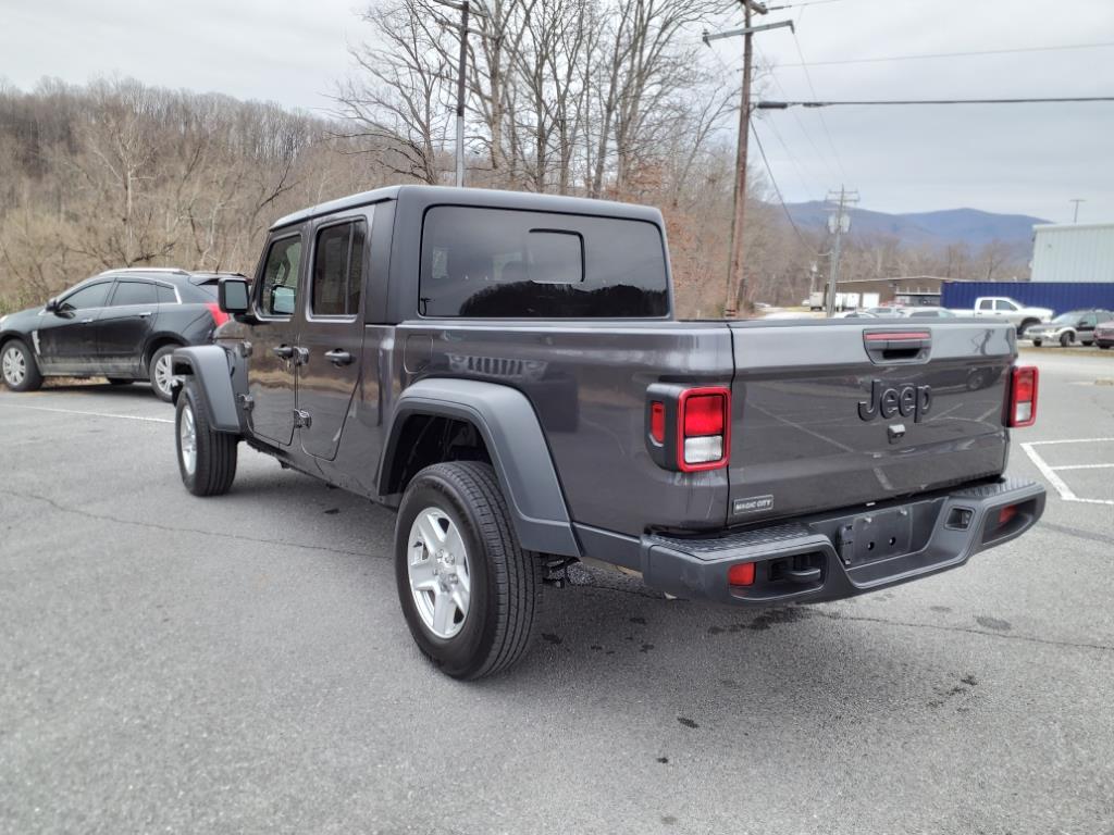 2023 Jeep Gladiator Sport