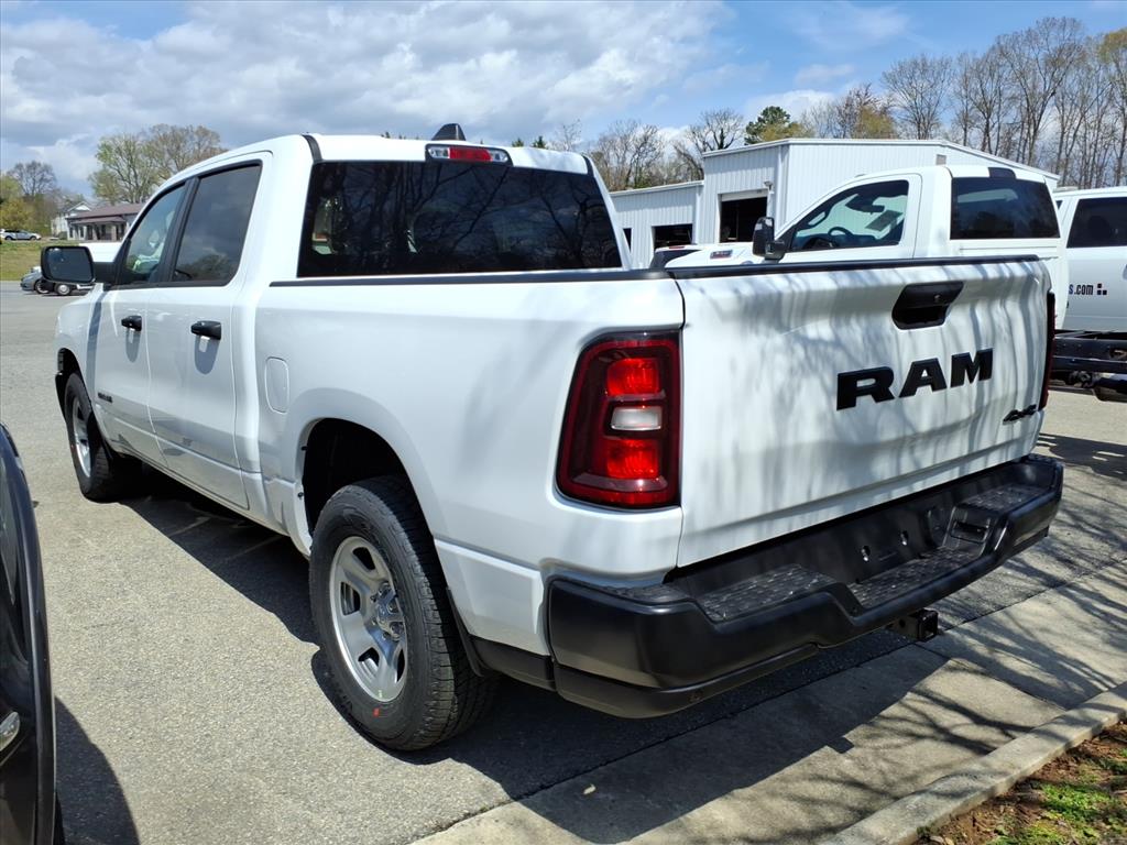 2026 Ram 1500 Tradesman Crew Cab 4x4 5'7" Box