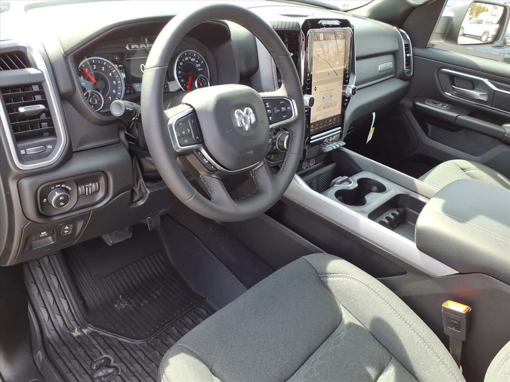 2026 Ram 1500 Big Horn Crew Cab 4x4 5'7" Box