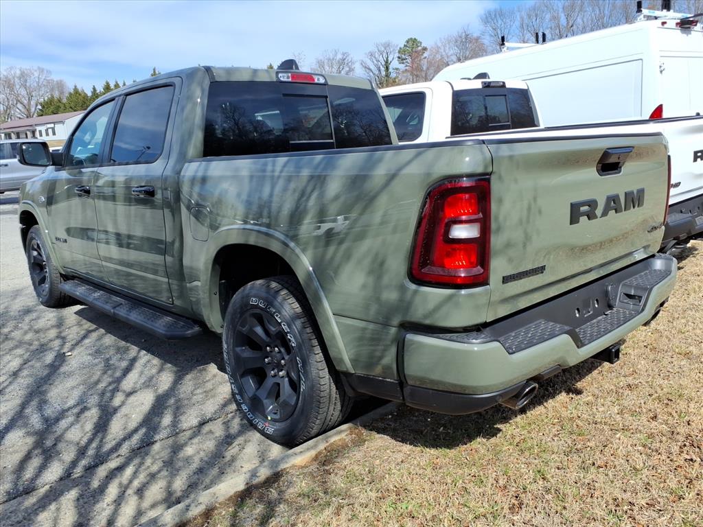 2026 Ram 1500 Big Horn Crew Cab 4x4 5'7" Box