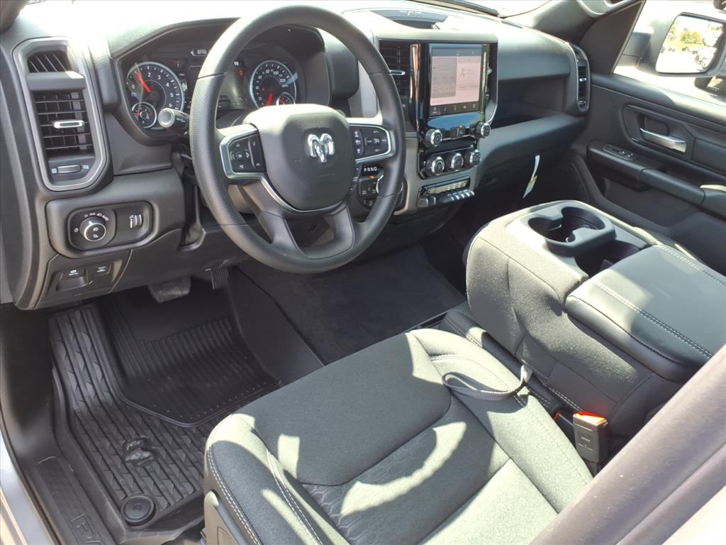 2026 Ram 1500 Warlock Crew Cab 4x4 5'7" Box