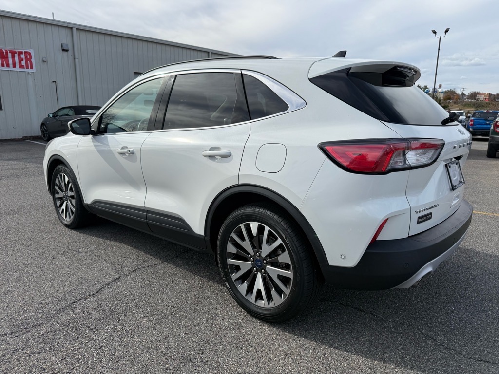 2020 Ford Escape Titanium Hybrid