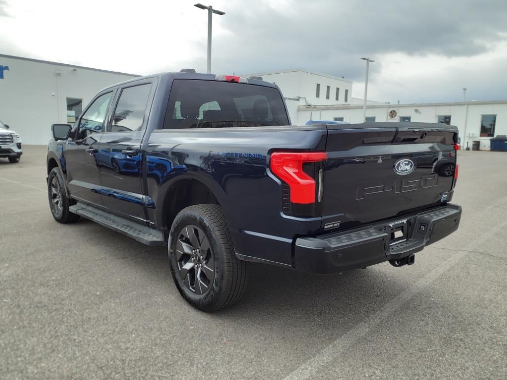 2025 Ford F-150 Lightning Flash