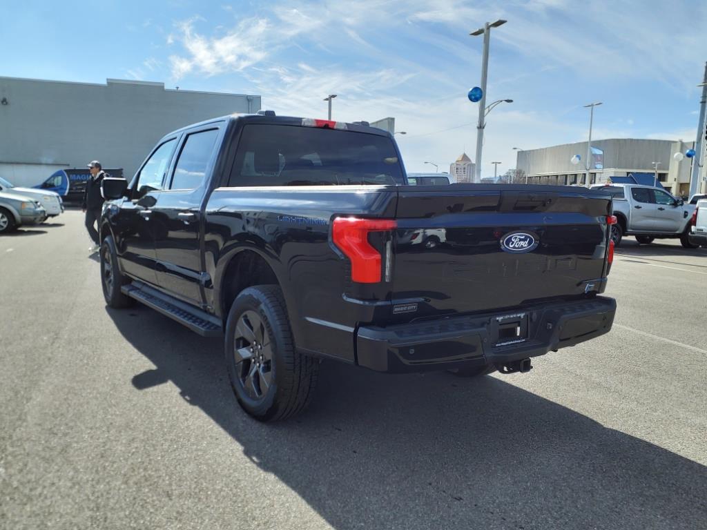 2024 Ford F-150 Lightning XLT