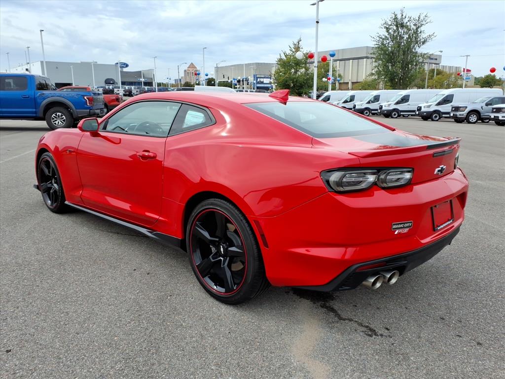 2022 Chevrolet Camaro RWD Coupe LT1