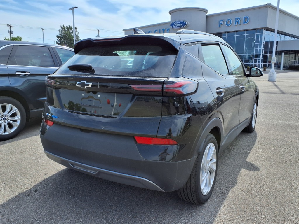 2023 Chevrolet Bolt EUV LT