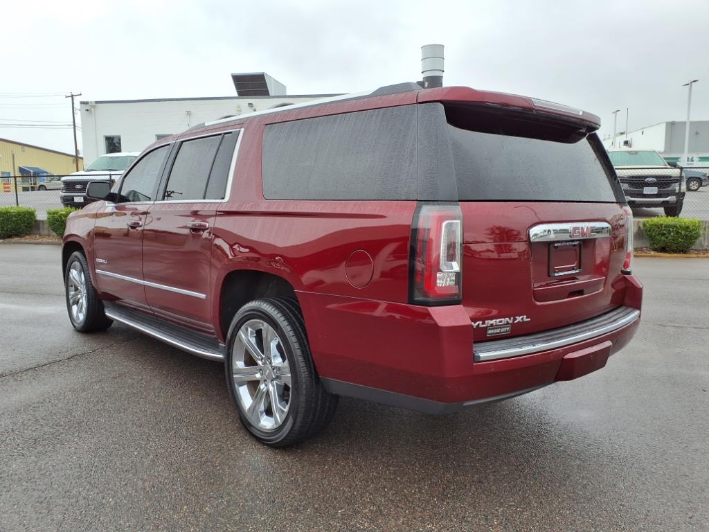 2017 GMC Yukon XL Denali