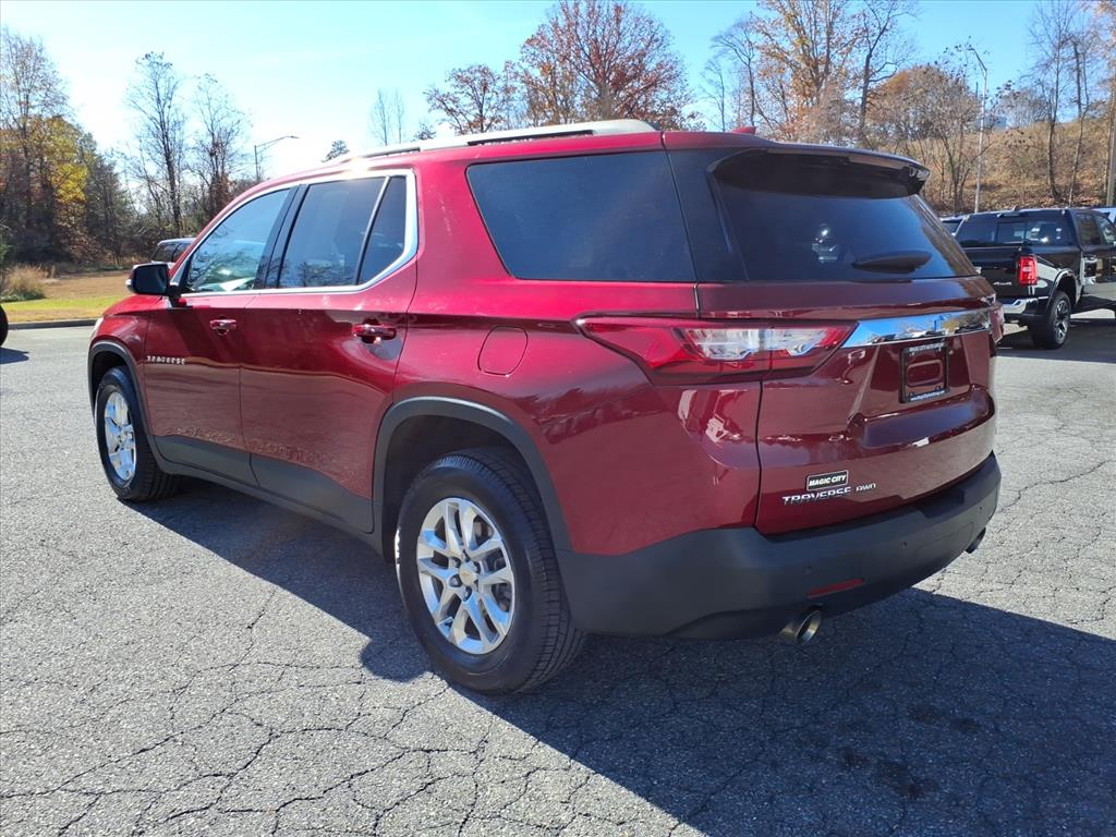 2021 Chevrolet Traverse AWD LT Cloth