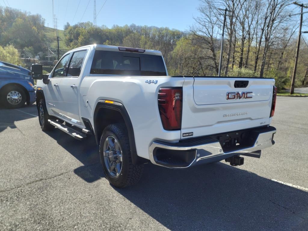 2025 GMC Sierra 2500HD SLT