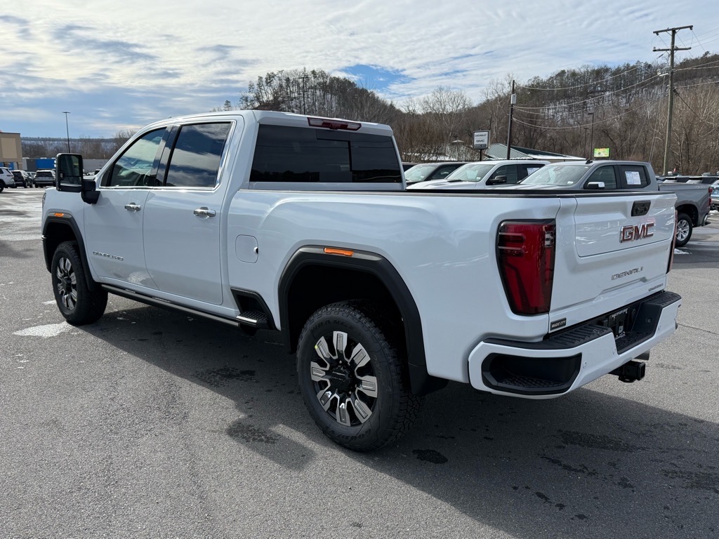 2026 GMC Sierra 2500HD Denali
