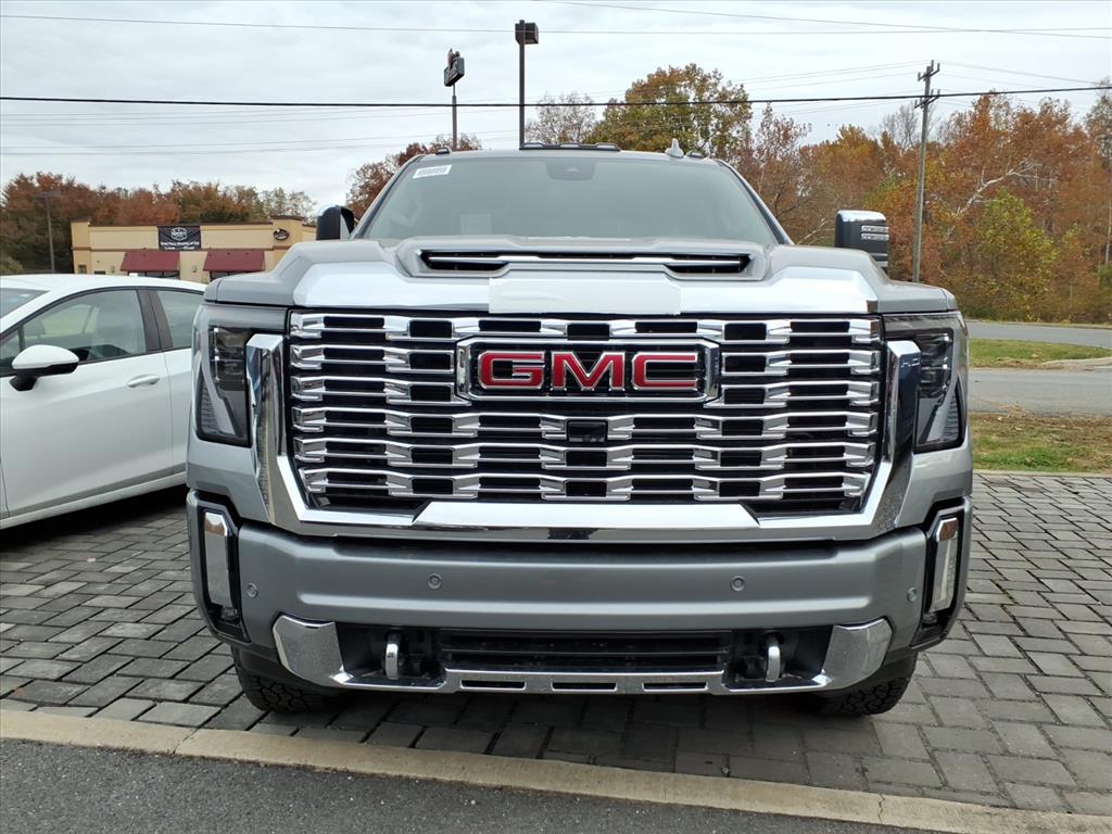 2026 GMC Sierra 2500HD Denali