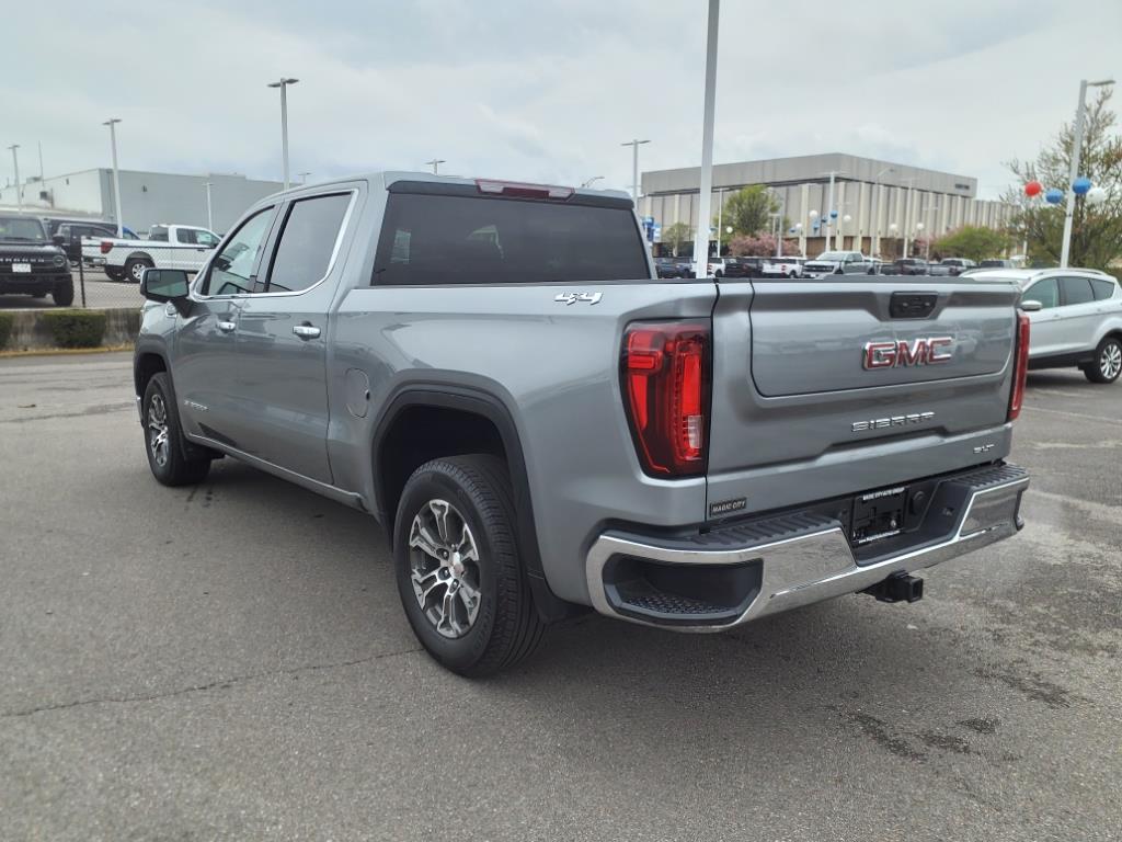 2024 GMC Sierra 1500 SLT