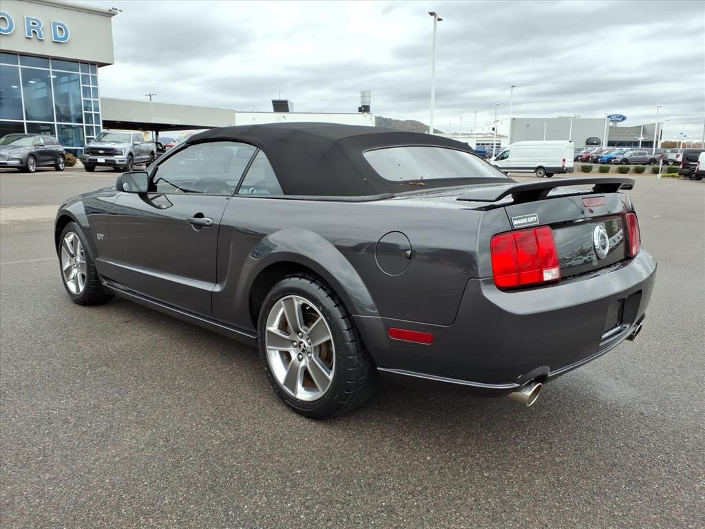 2008 Ford Mustang GT Deluxe