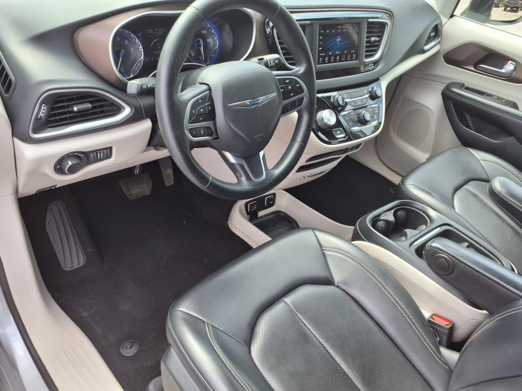 2020 Chrysler Voyager LXi