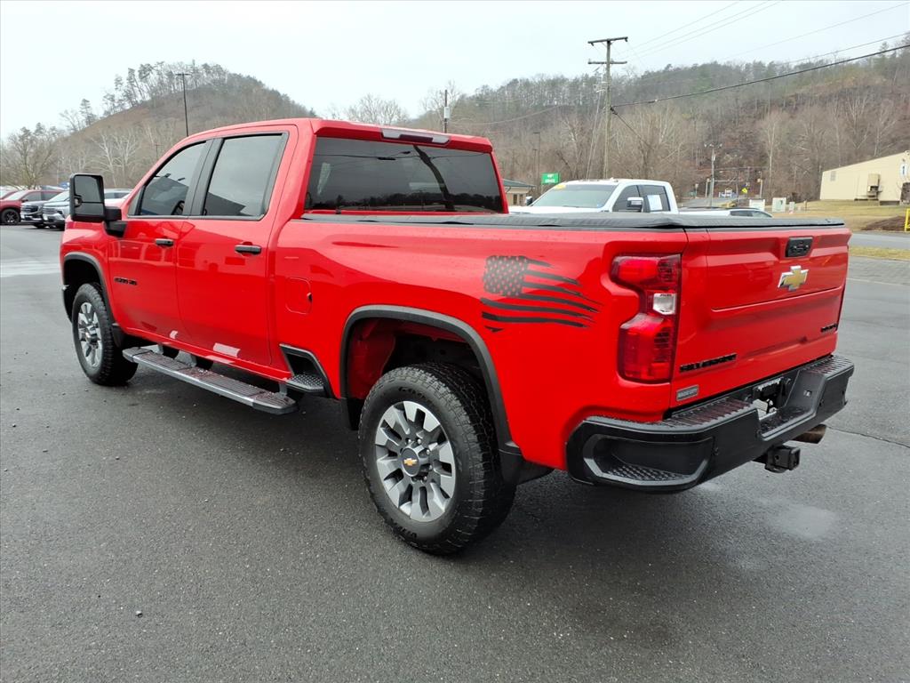 2024 Chevrolet Silverado 2500HD Custom