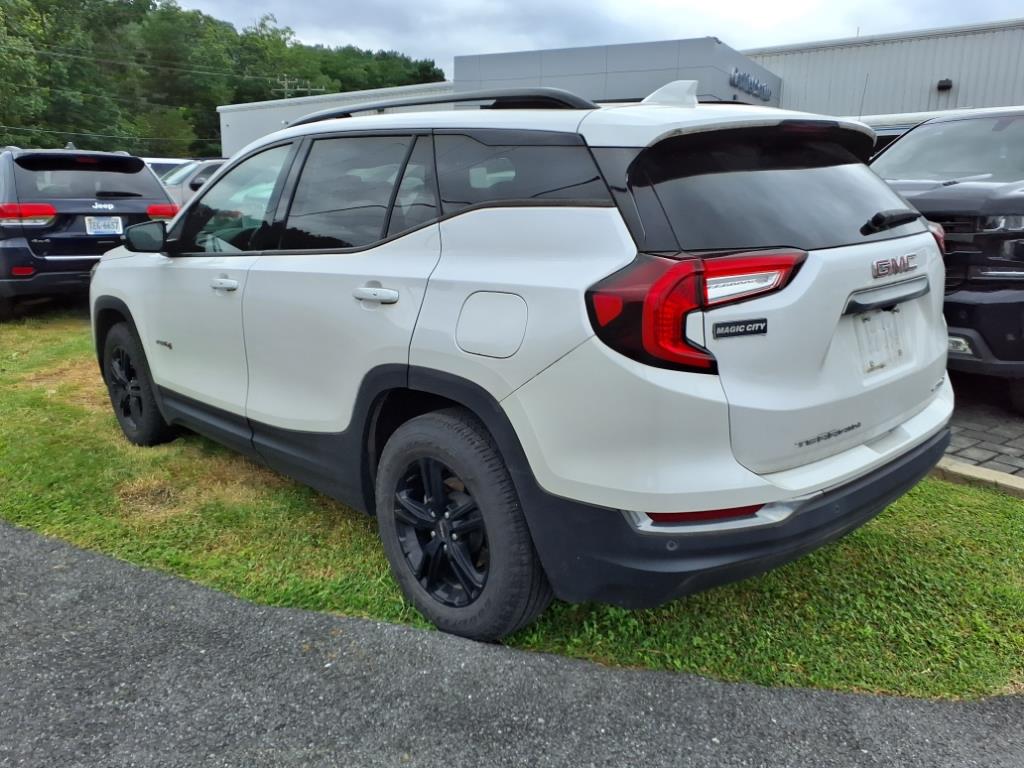 2022 GMC Terrain AT4