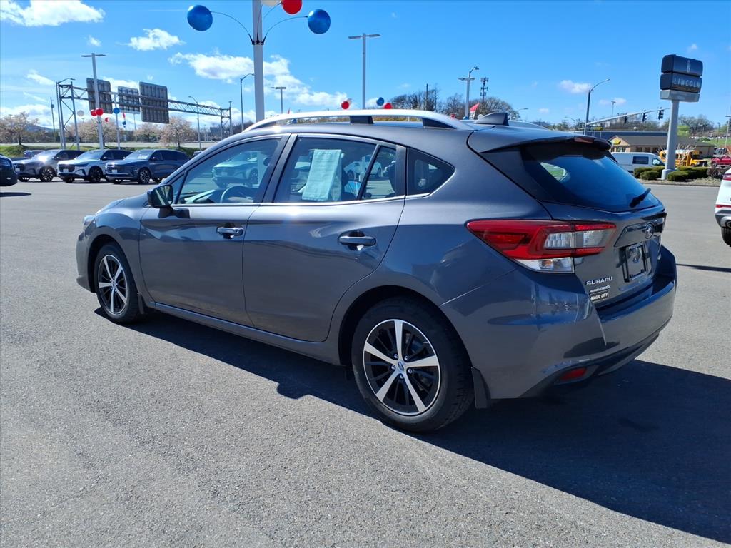 2022 Subaru Impreza Premium 5-Door