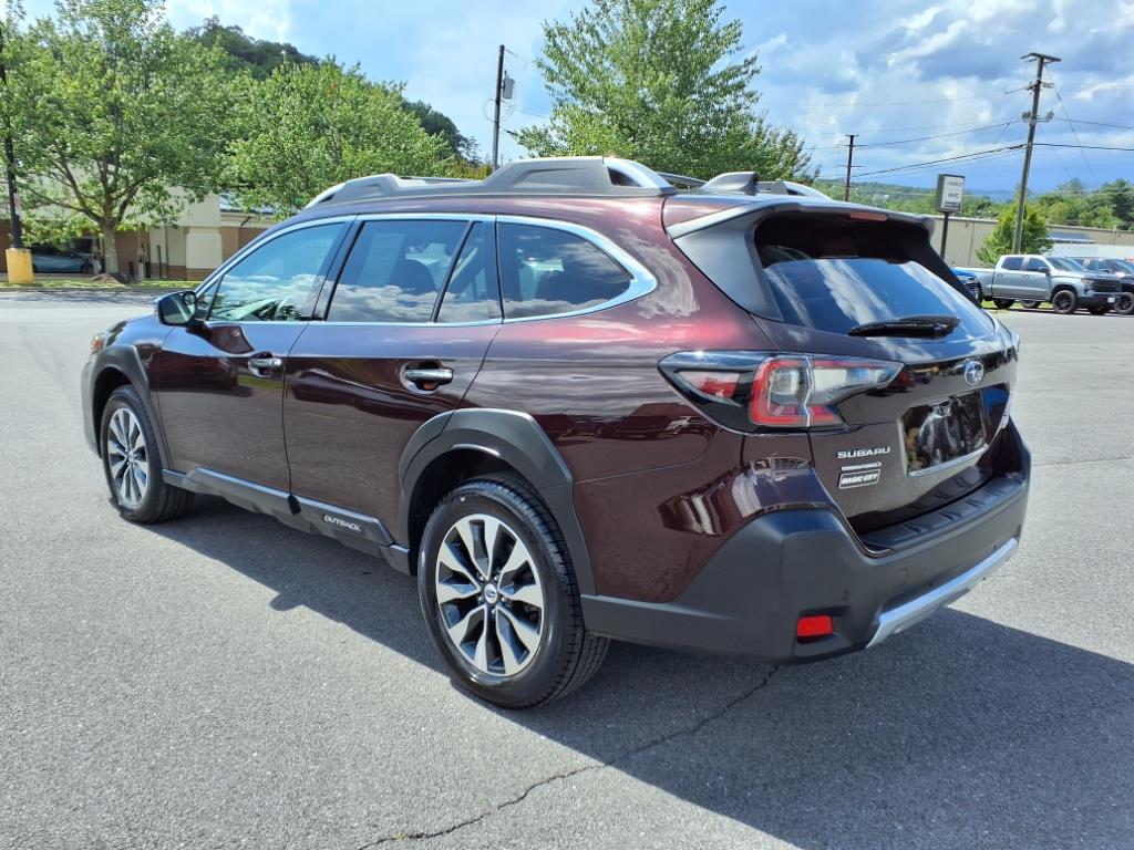 2023 Subaru Outback Touring XT