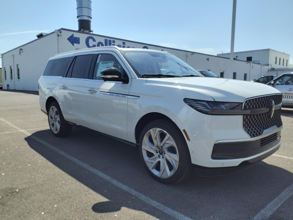2025 Lincoln Navigator L Reserve