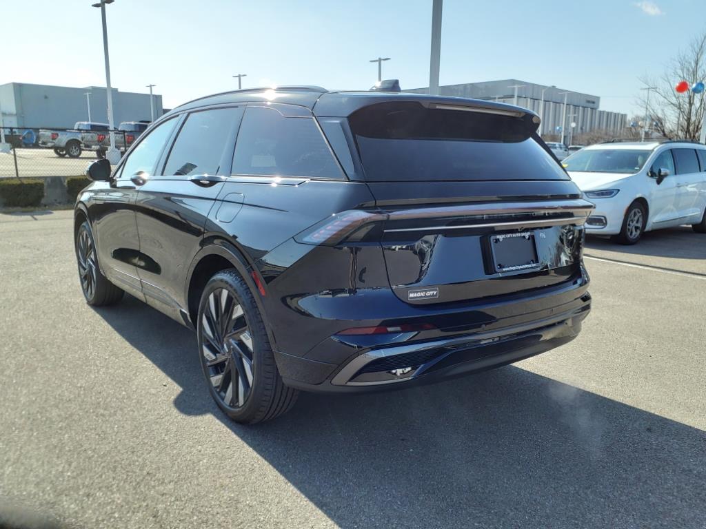 2025 Lincoln Nautilus Hybrid Reserve