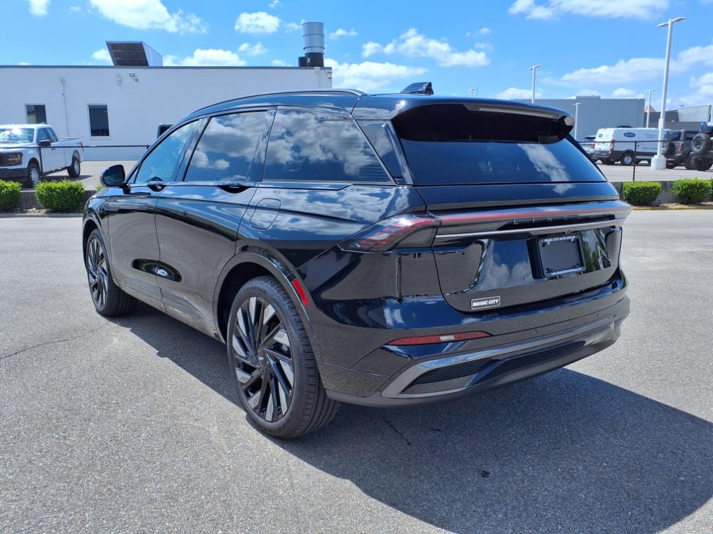 2025 Lincoln Nautilus Hybrid Reserve