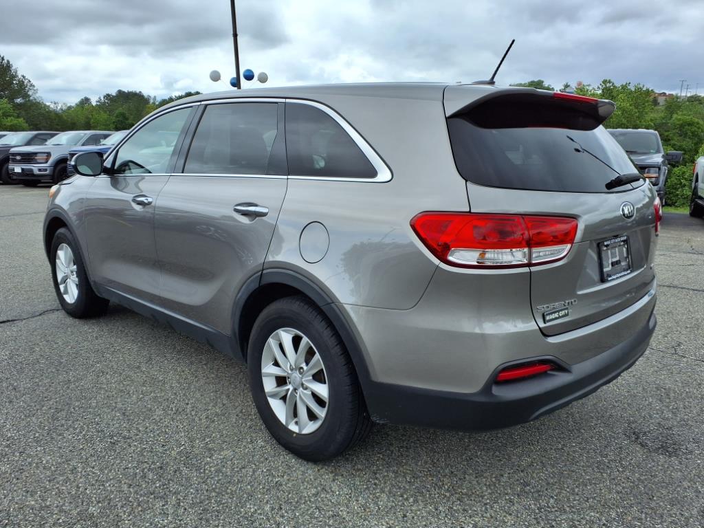 2018 Kia Sorento L