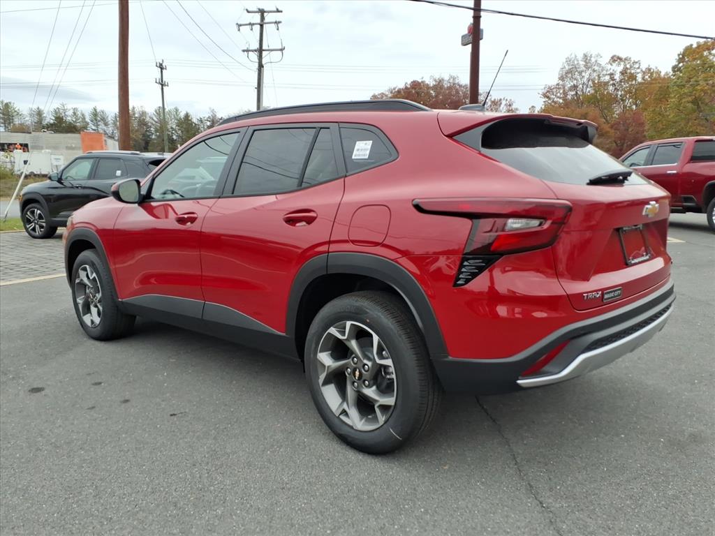 2026 Chevrolet Trax FWD LT