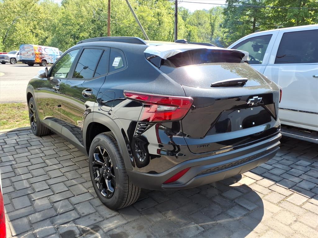 2026 Chevrolet Trax FWD LT