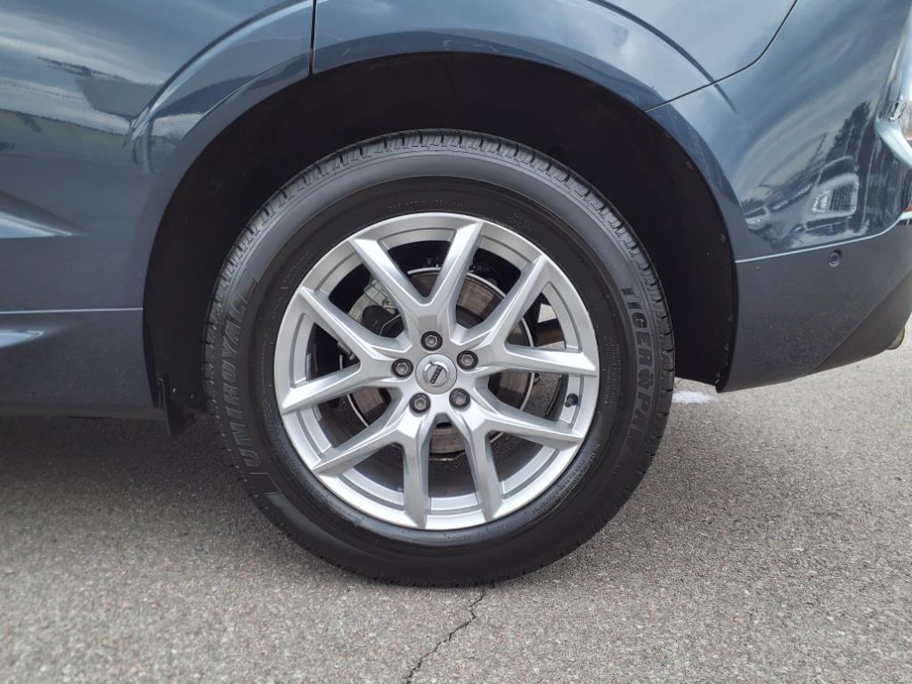 2019 Volvo XC60 T5 Momentum