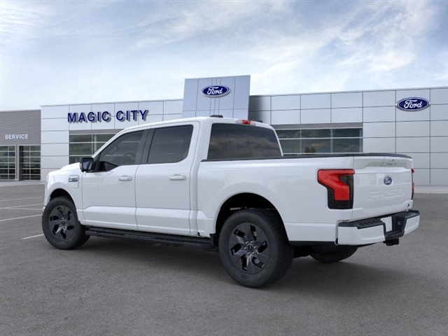 2025 Ford F-150 Lightning Flash