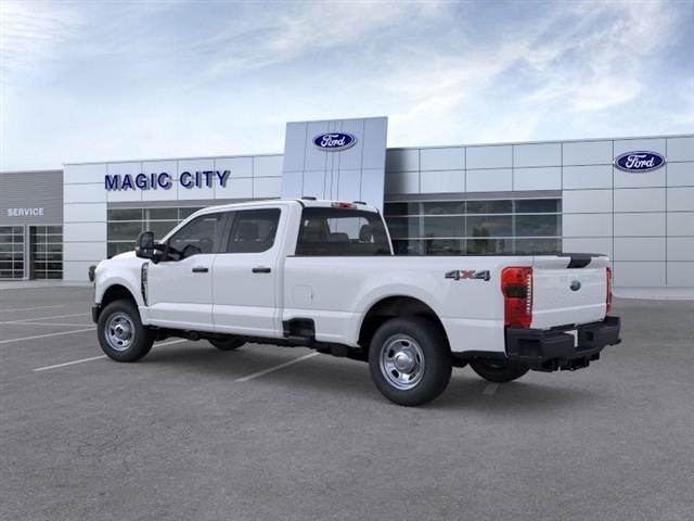 2025 Ford F-350 Super Duty XL