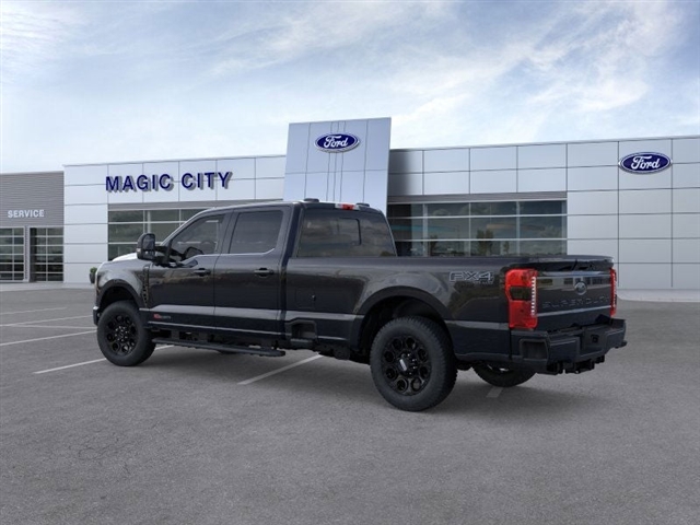 2025 Ford F-350 Super Duty Lariat