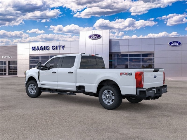 2026 Ford F-350 Super Duty XLT