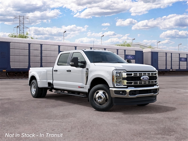 2027 Ford F-350 Super Duty XLT