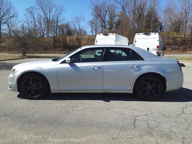 2023 Chrysler 300 S V6
