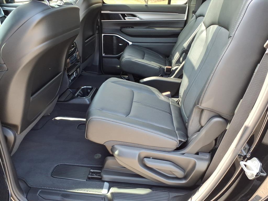 2026 Jeep Grand Wagoneer Limited Reserve 4x4