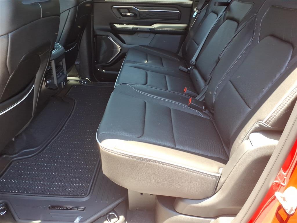 2026 Ram 1500 Limited Crew Cab 4x4 5'7" Box