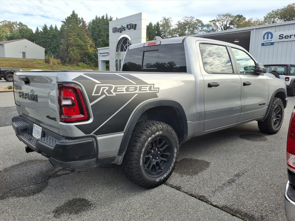 2025 Ram 1500 Rebel Crew Cab 4x4 5'7" Box