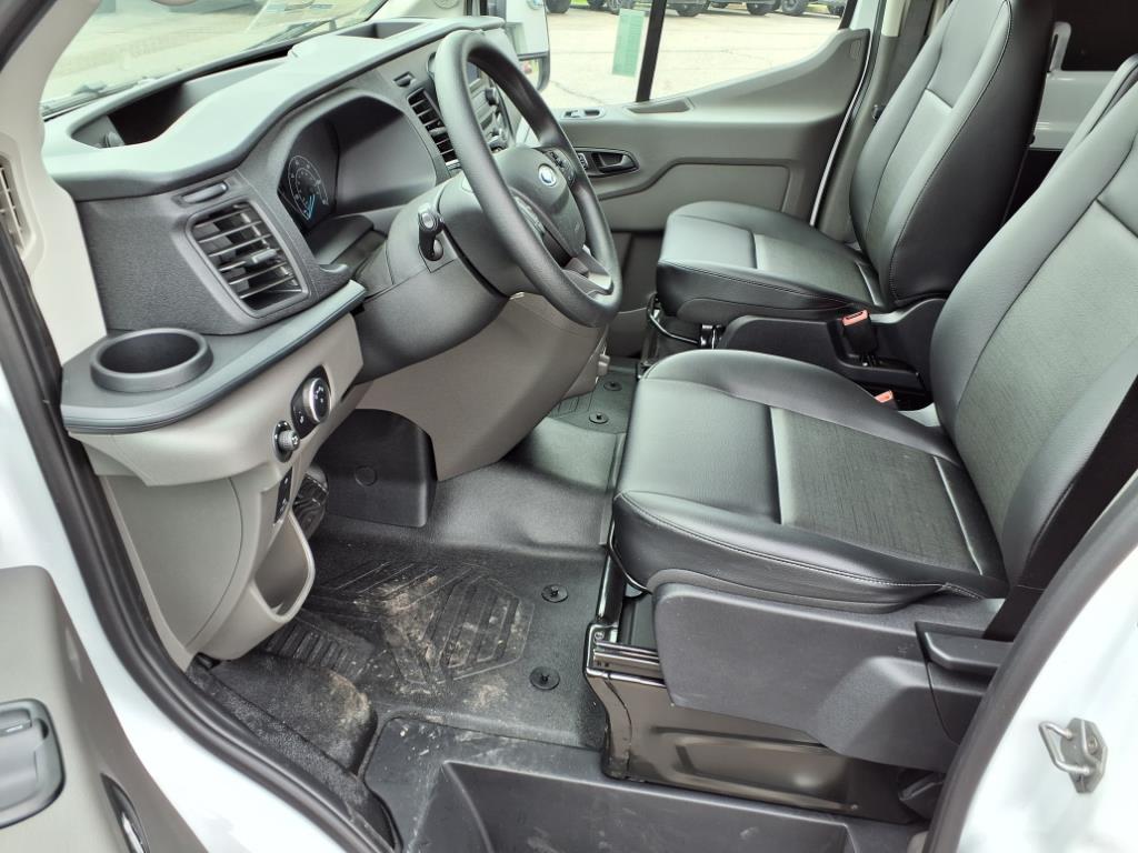 2025 Ford Transit 250