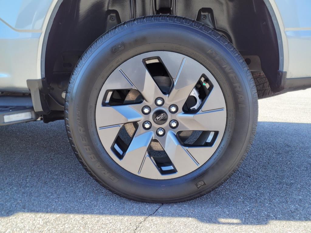 2023 Ford F-150 Lightning Lariat