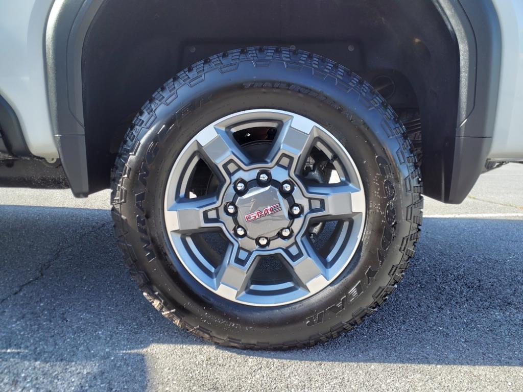 2025 GMC Sierra 2500HD SLT