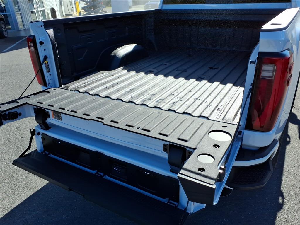 2026 GMC Sierra 2500HD Crew Cab, Standard Bed, Denali Ultimate, 4WD