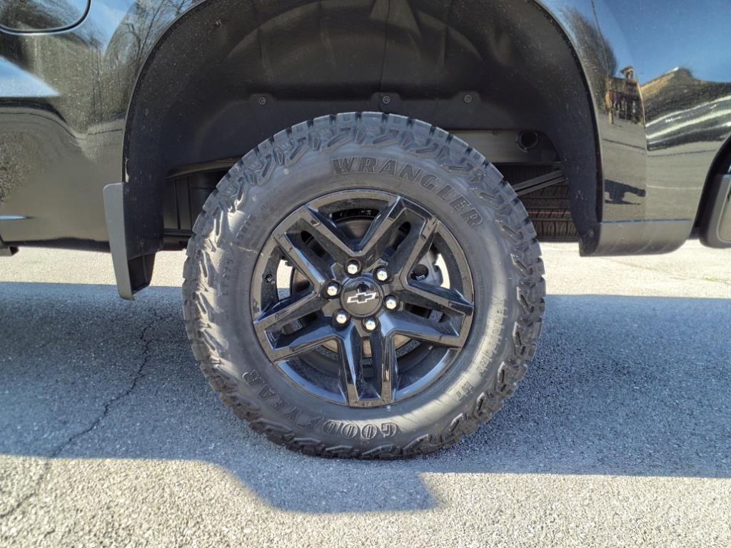 2024 Chevrolet Silverado 1500 Custom Trail Boss