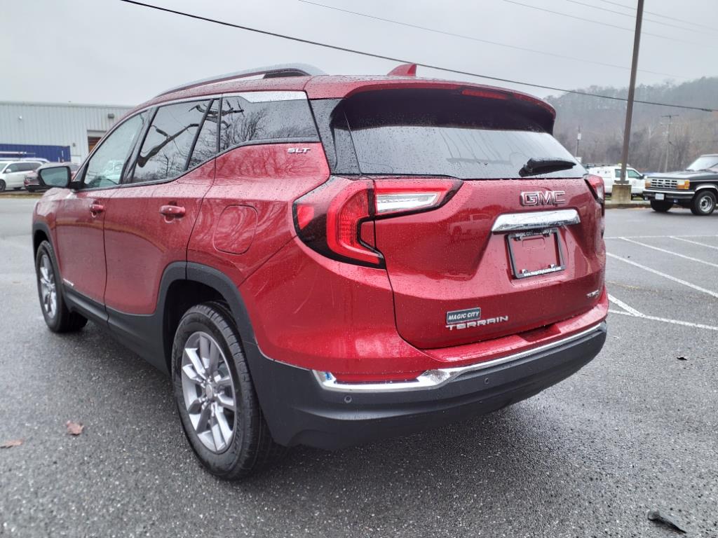 2024 GMC Terrain SLT