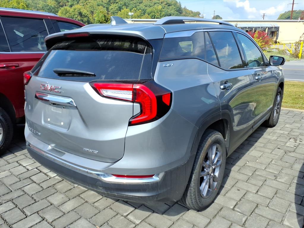 2024 GMC Terrain AWD SLT