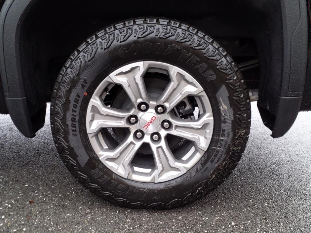 2025 GMC Sierra 1500 SLE